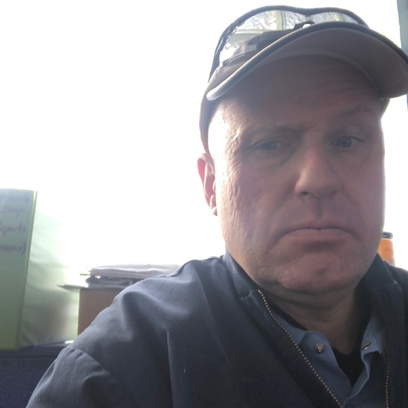 Meet your Posher, Jeff - Picture 1 of 1